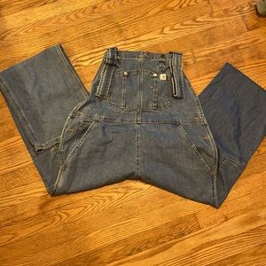 Womens Carhartt bibs size 12/14 tall